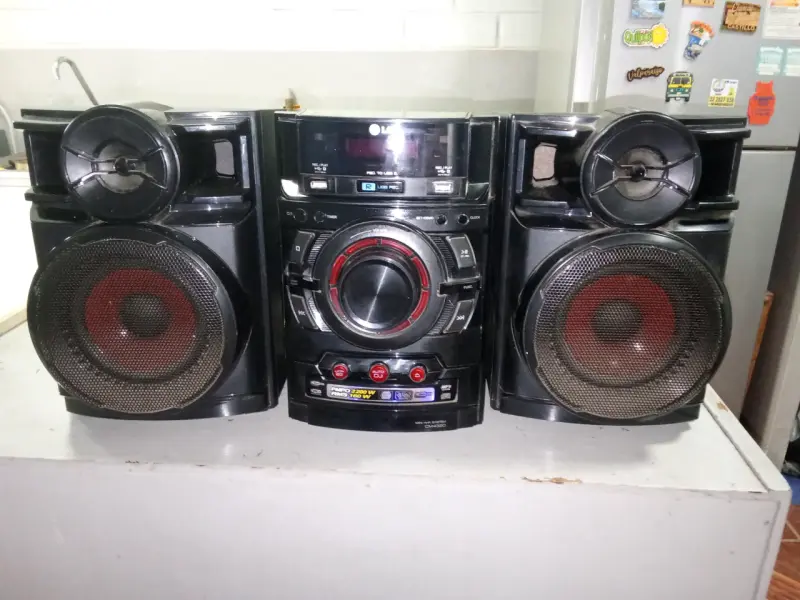Sistema de audio LG 160W - 2