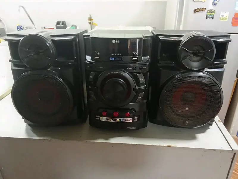 Sistema de audio LG 160W - 3
