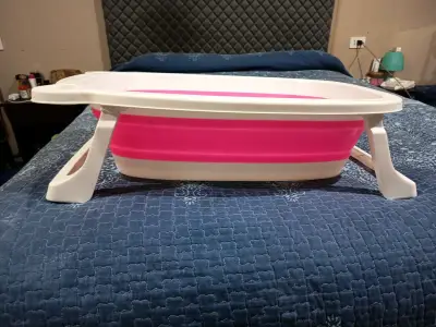 Tina plegable para bebé rosa - miniatura 1