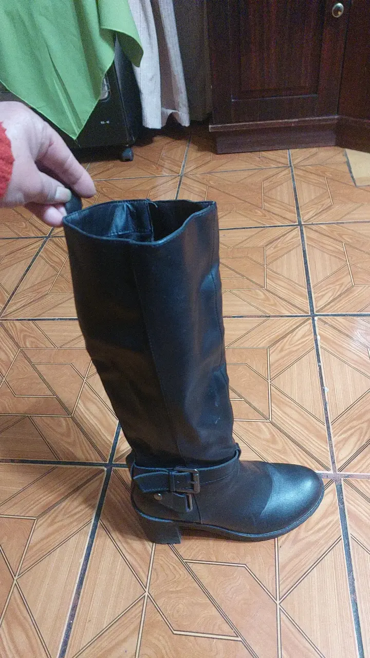 Botas altas negras de cuero - 2