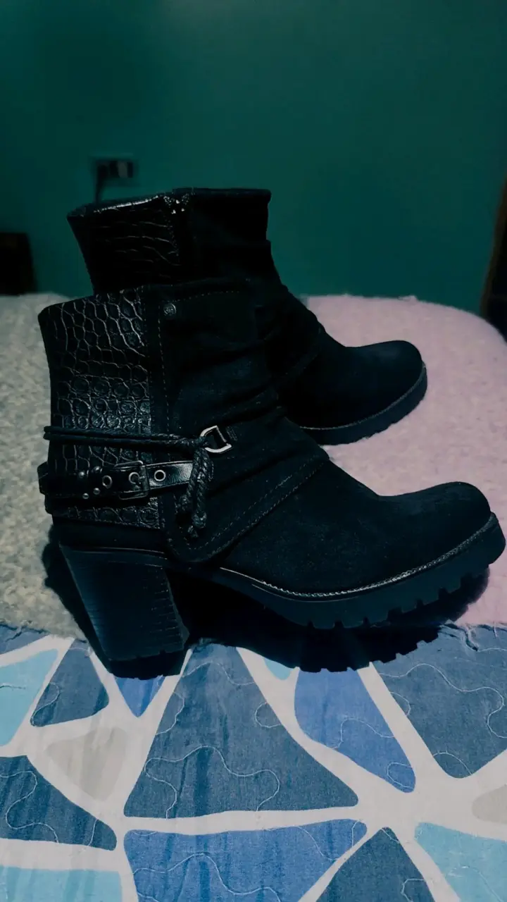 Botines negros con taco - 3