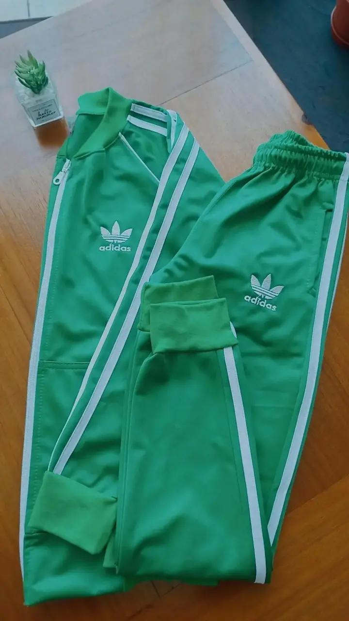 Conjunto deportivo Adidas rojo - 2