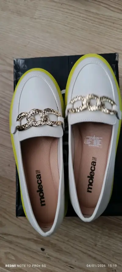 Zapatos Moleca blanco y amarillo - miniatura 2