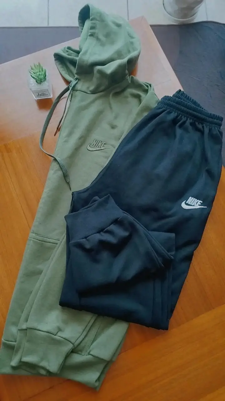 Conjunto de buzo Nike unisex - 1