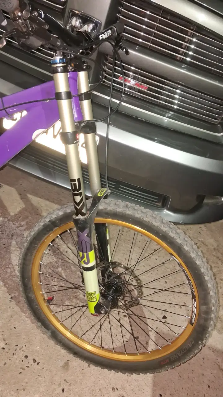 Rockshox boxxer rc 2010 - 5
