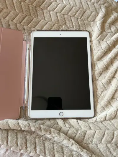iPad 8th Generación 32GB - miniatura 1