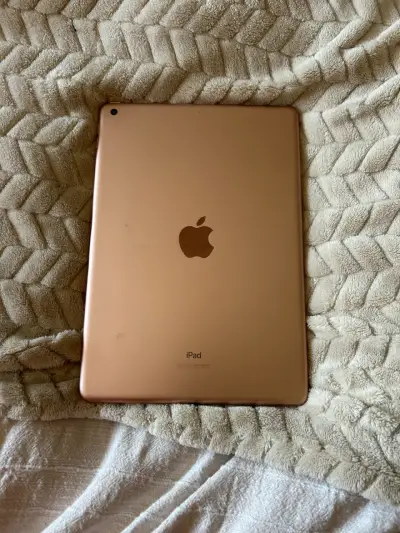 iPad 8th Generación 32GB - miniatura 3