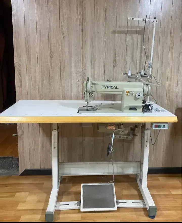 Máquina de coser industrial Typical arrastre pesad