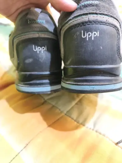 Zapatillas Uppí gris oscuro - miniatura 1