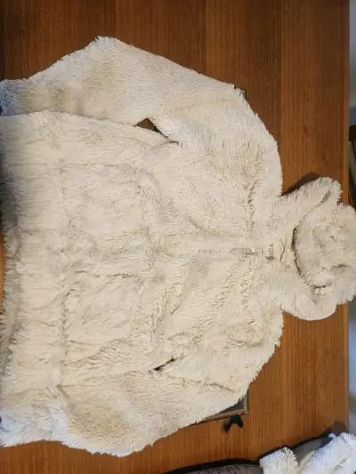 Chaqueta peluda beige - miniatura 1