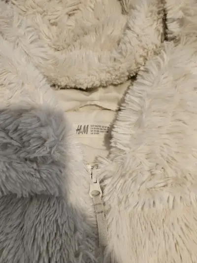 Chaqueta peluda beige - miniatura 2