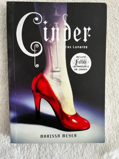 Libro 'Cinder' de Marissa Meyer - miniatura 1