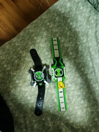 Relojes de ben 10 y uno de yokai watch modelo zero - miniatura 2