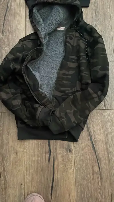 Polerón camuflado con capucha - miniatura 6