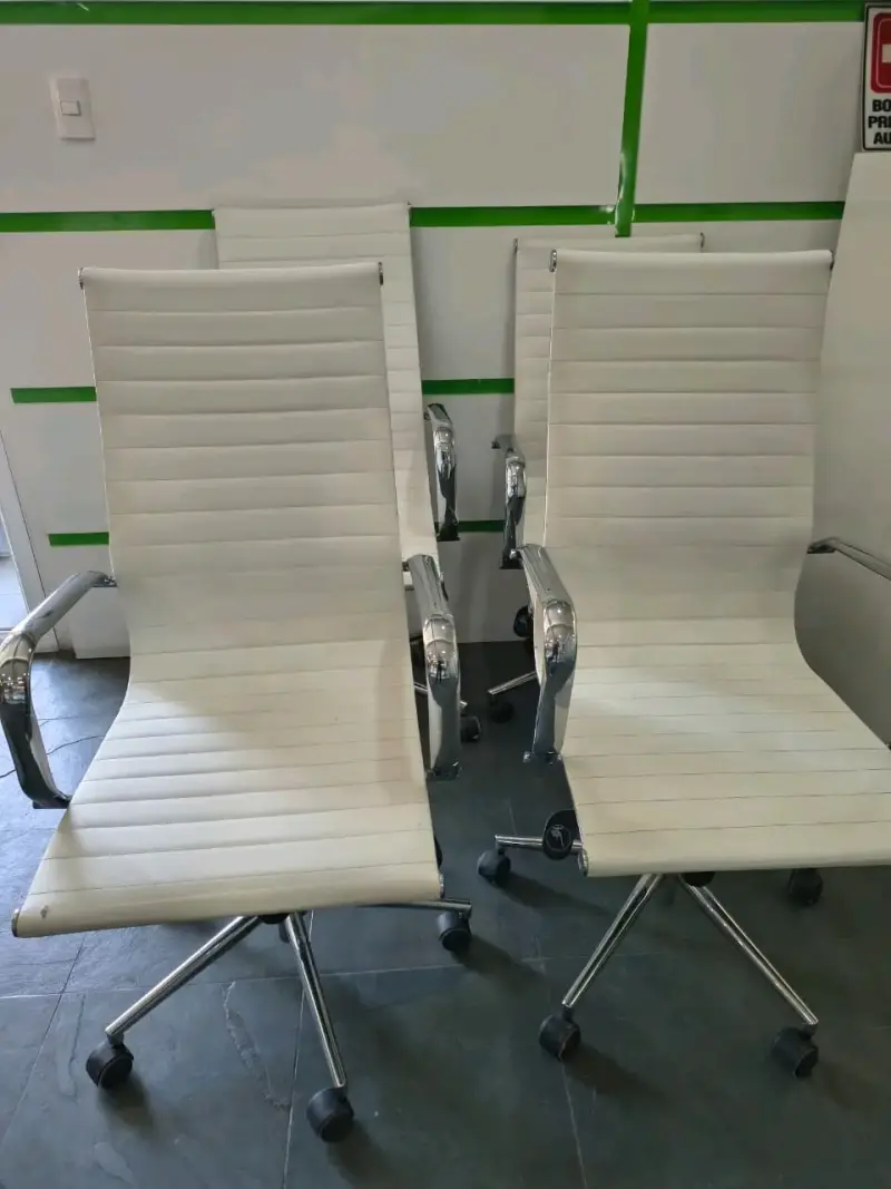 Silla de oficina blanca moderna - 2