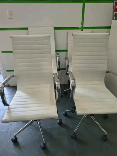 Silla de oficina blanca moderna - miniatura 2