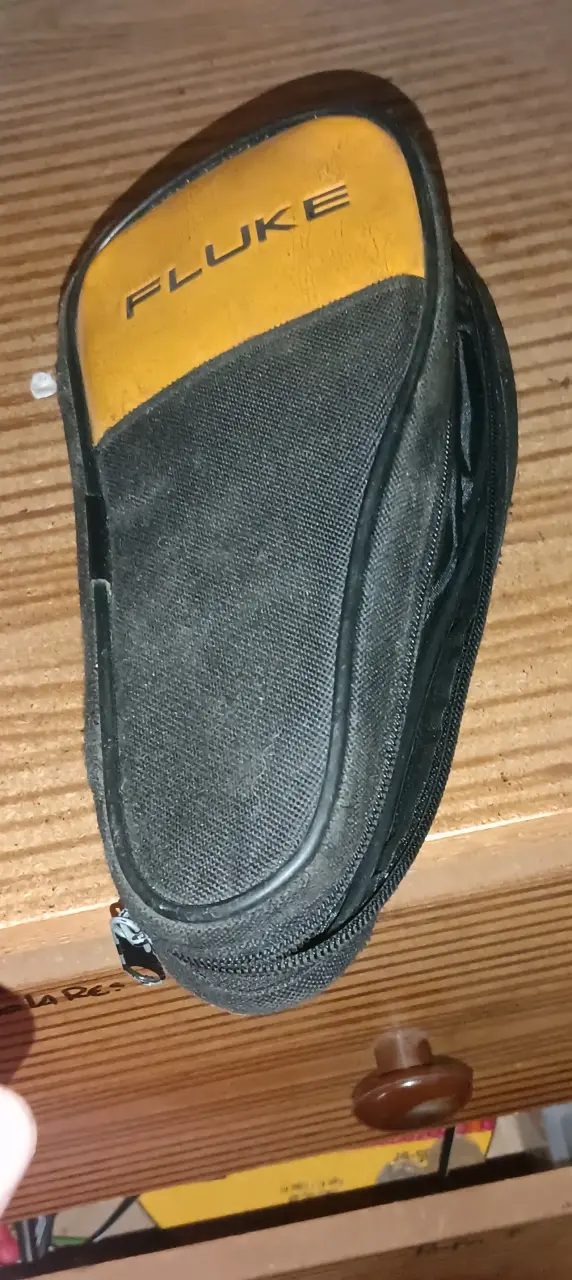 Multímetro Fluke 771 con estuche - 4