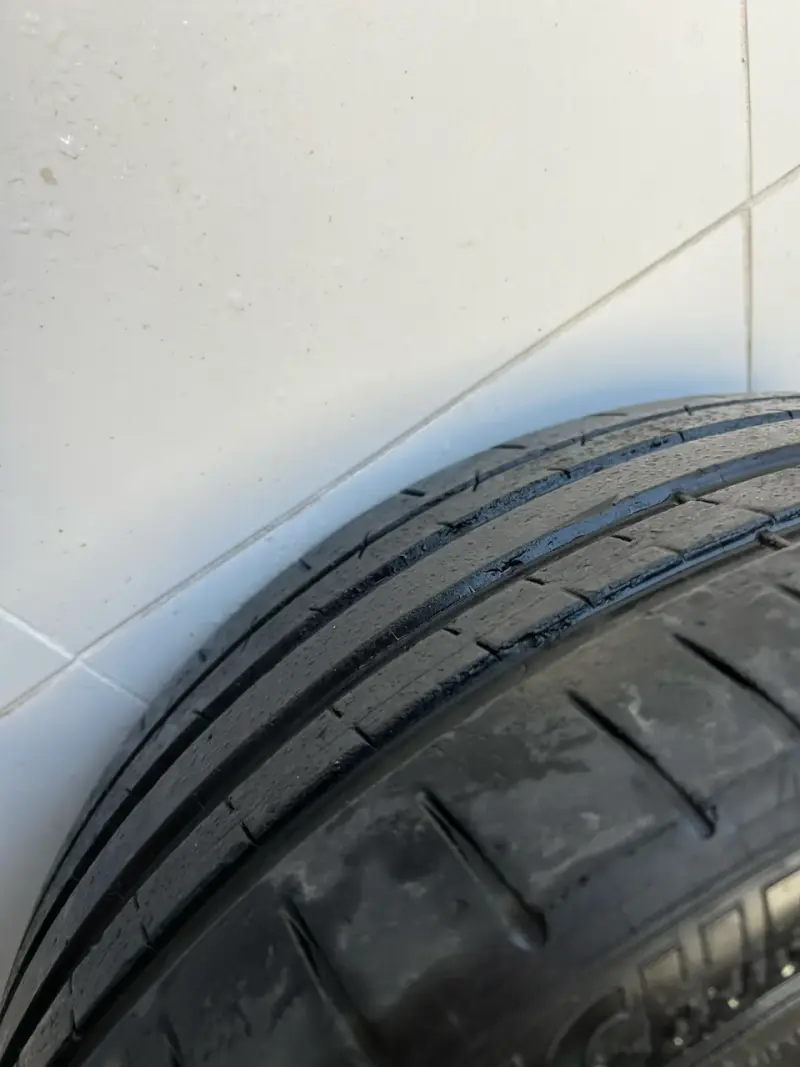 Neuamticos Michelin Pilot Súper Sport 225/40/R18 - 4