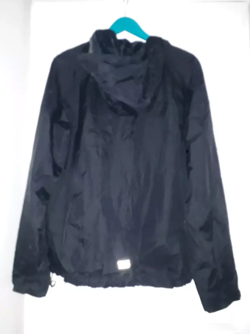 Chaqueta impermeable negra CAT - 2