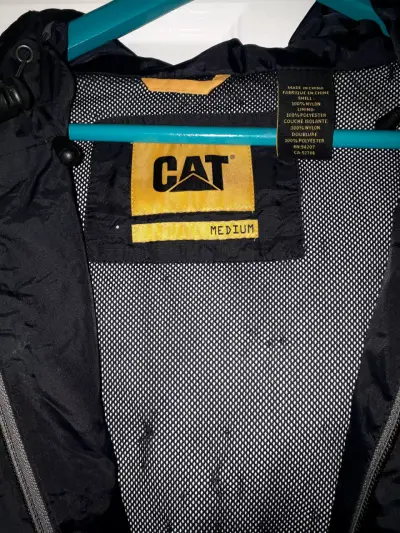 Chaqueta impermeable negra CAT - miniatura 3