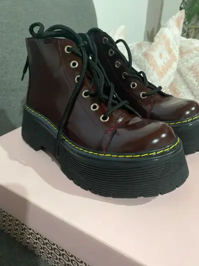 Botines de cuero con plataforma Nuevos - miniatura 1