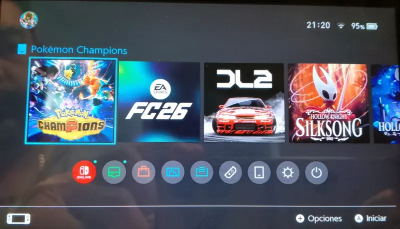 Nintendo Switch con accesorios - 3