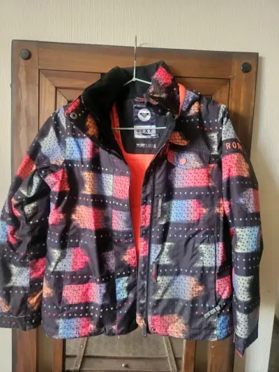 Chaqueta negra Roxy estampada - miniatura 1