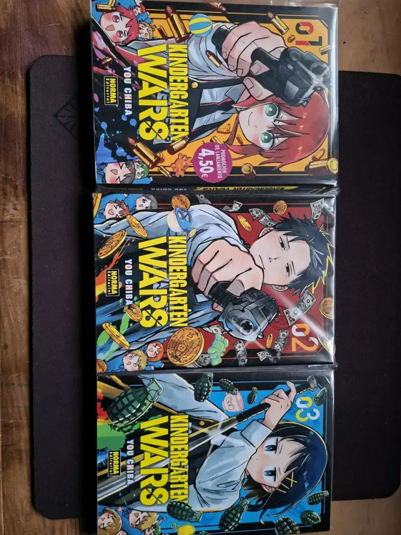 Kindergarten Wars volúmenes 1-3