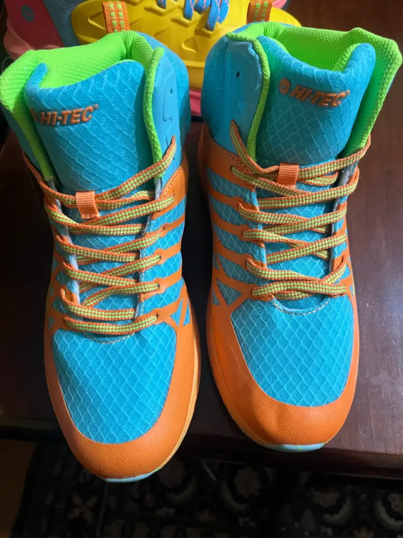 Zapatillas Hi-Tec deportivas - 1