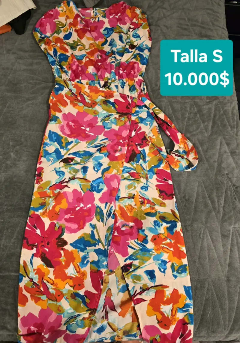 Vestido floral colorido