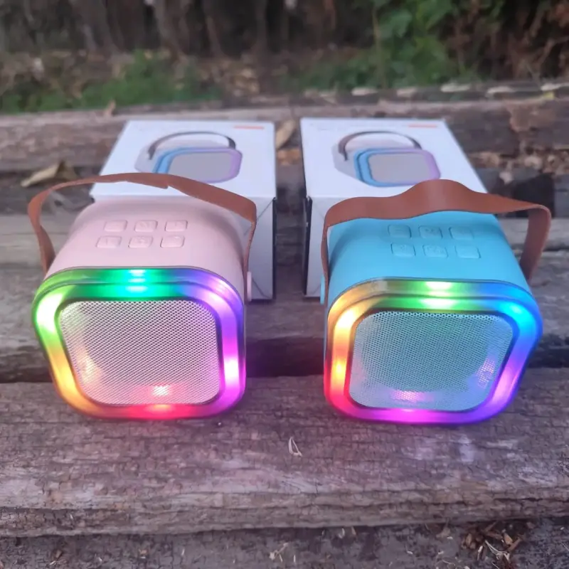 Parlantes Bluetooth con luces - 3