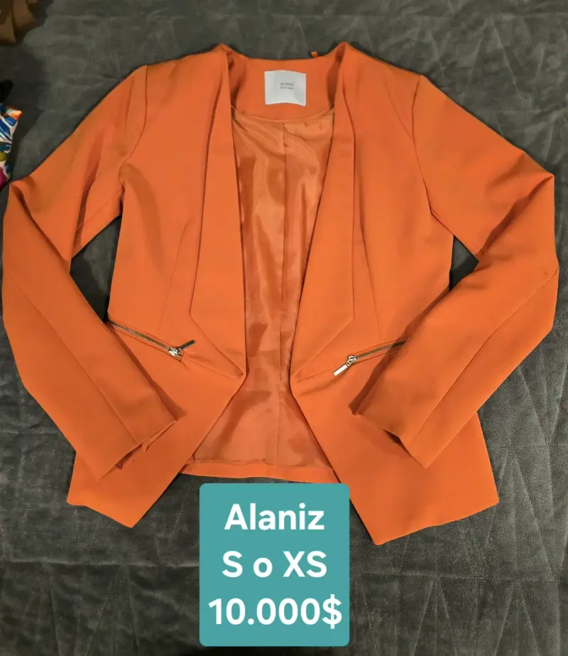 Blazer naranja Alaniz