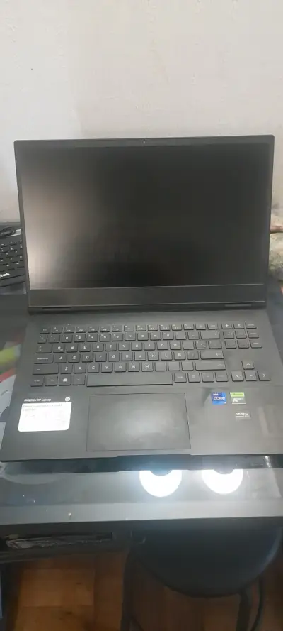 Portátil HP Omen gris oscuro - miniatura 2