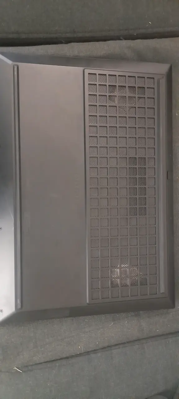 Portátil HP Omen gris oscuro - 3
