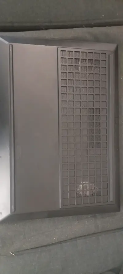 Portátil HP Omen gris oscuro - miniatura 3