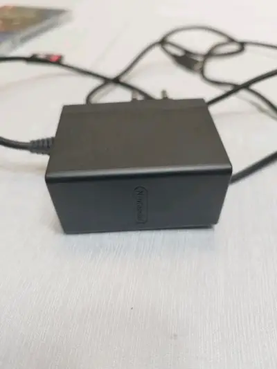 Consola de videojuegos portátil - miniatura 4