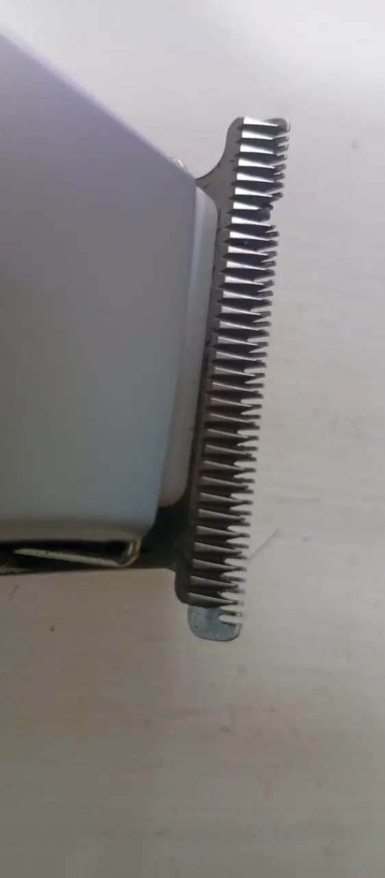 Trimmer con detalle en sus cuchillas - 5