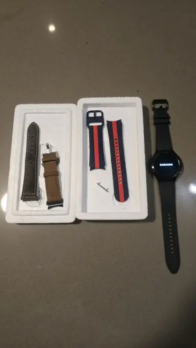 Smartwatch Galaxy Watch4 Classic - miniatura 4