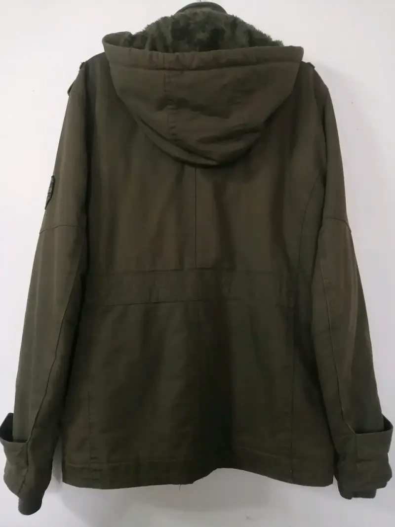 Casaca Ferouch verde , con capucha - 2