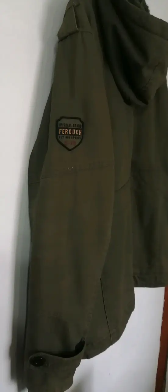 Casaca Ferouch verde , con capucha - 5