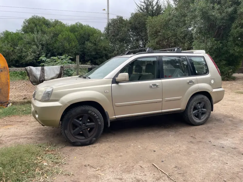 Nissan Xtrail t30 turbo diésel 4x4 - 5