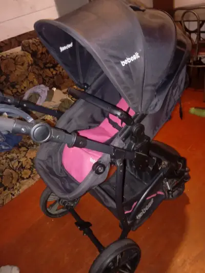 Carrito de bebé Bebesit negro y rosado - miniatura 1