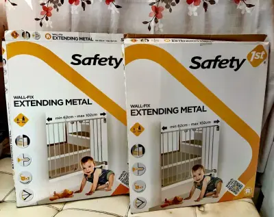 Barrera extensible metálica Safety 1st - miniatura 1