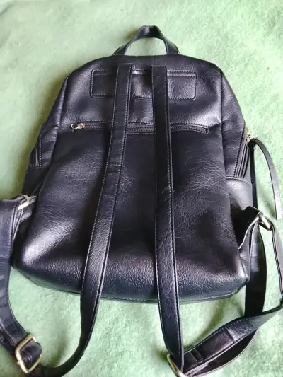 Mochila negra Secret - miniatura 3