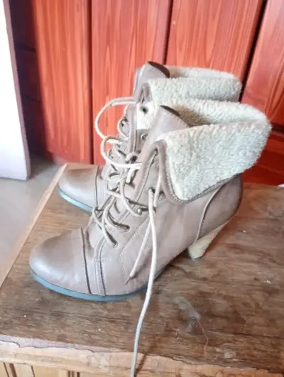 Botines de cuero marrón con forro - miniatura 1