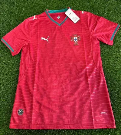 Camiseta roja Puma Portugal - miniatura 1