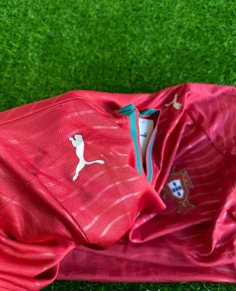 Camiseta roja Puma Portugal - 4