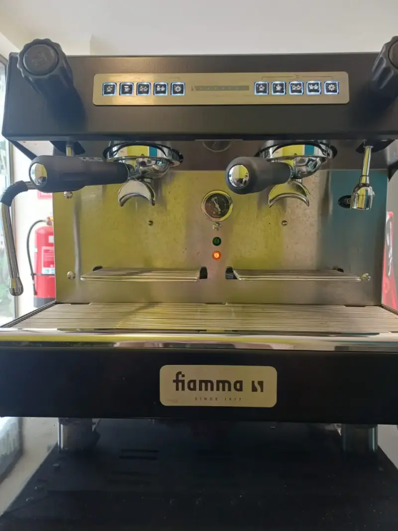 Máquina de café espresso profesional - 2