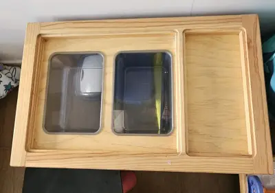 Mesa de juego sensorial de madera - miniatura 2