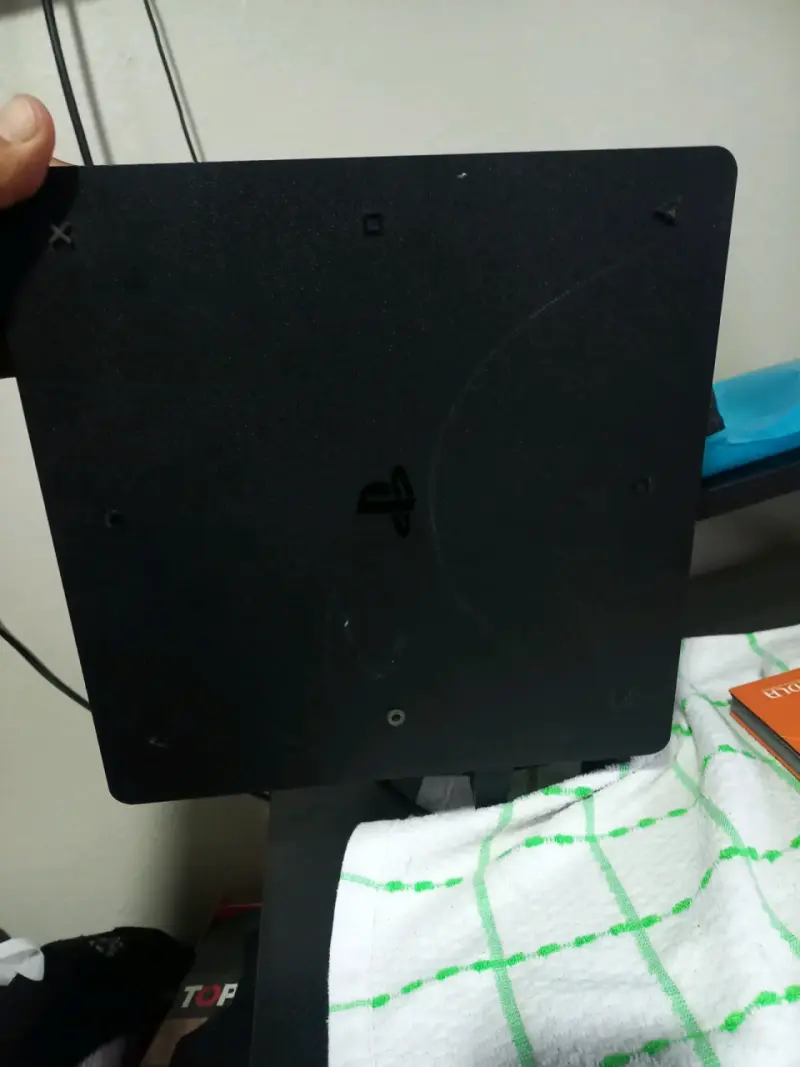 Consola Sony PlayStation 4 - 5